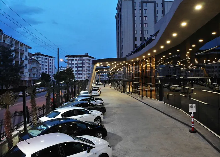 Shimall Hotel
